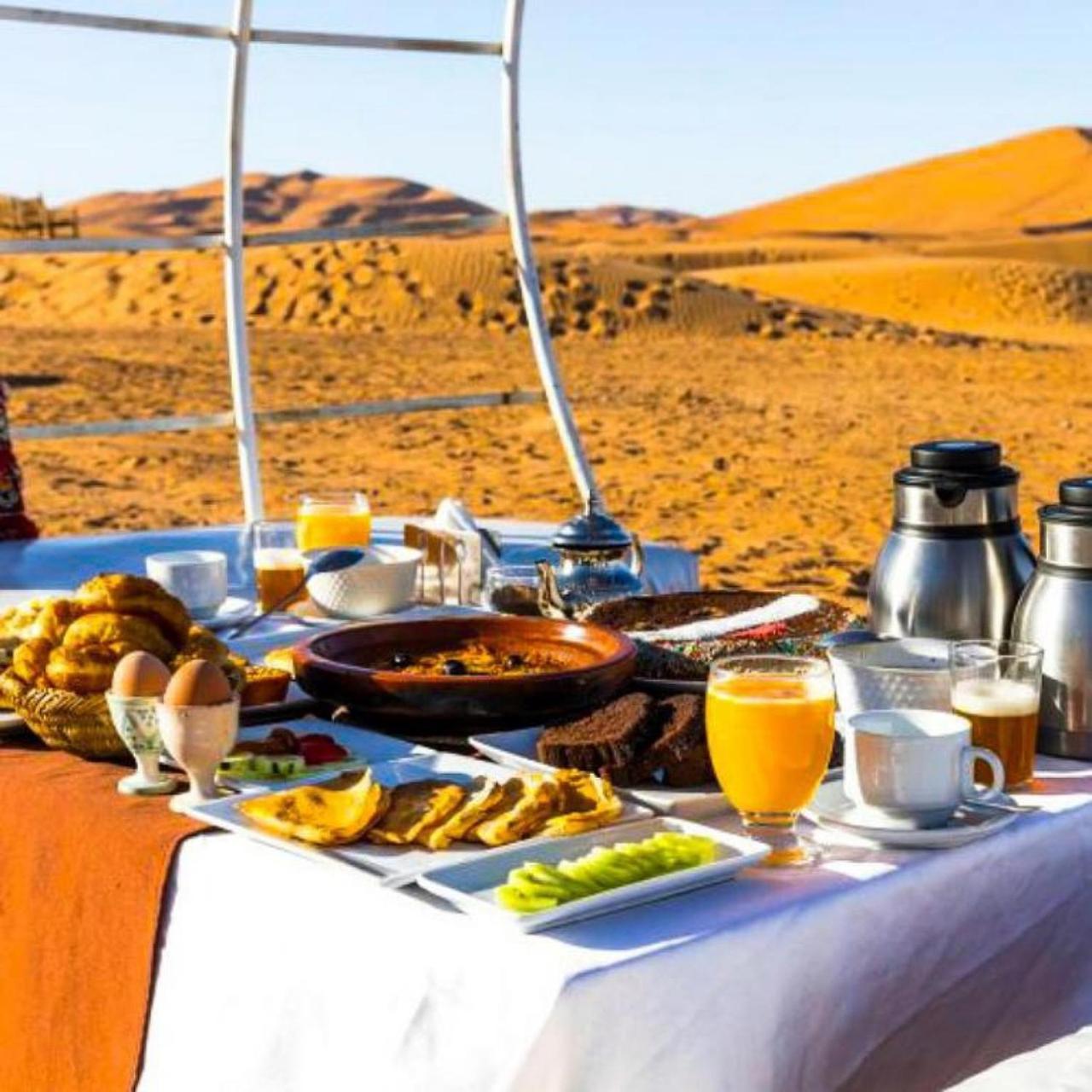Merzouga Berbers Luxury Camp ภายนอก รูปภาพ