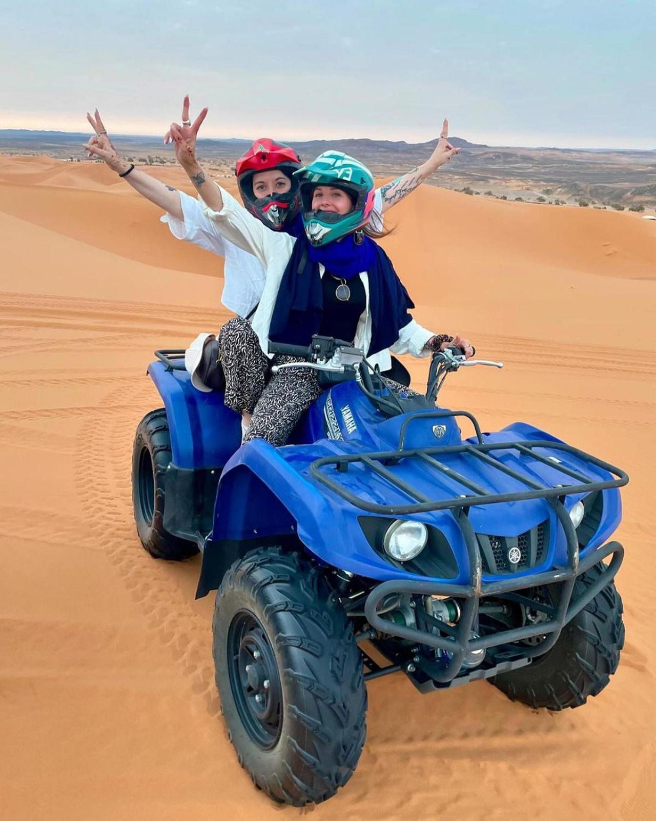 Merzouga Berbers Luxury Camp ภายนอก รูปภาพ