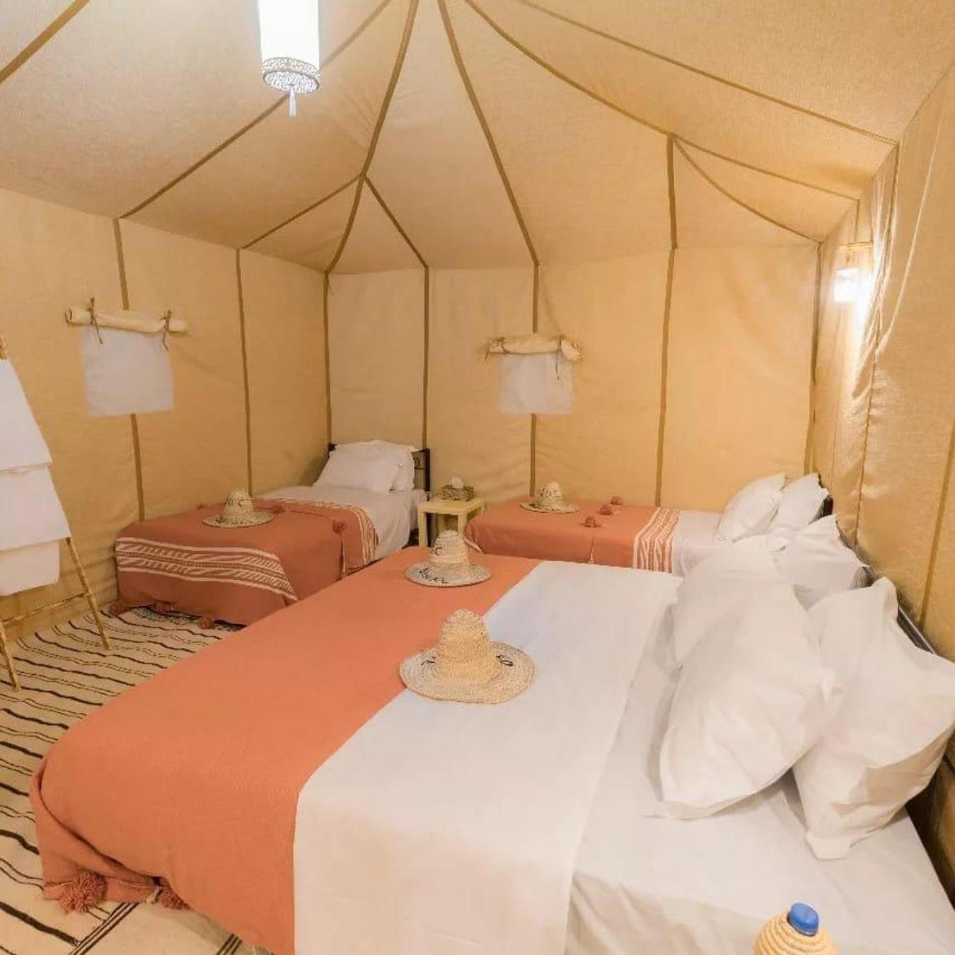 Merzouga Berbers Luxury Camp ภายนอก รูปภาพ