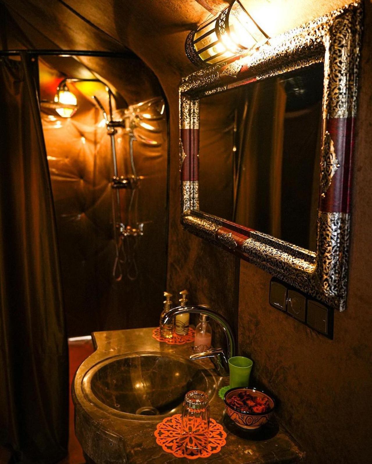 Merzouga Berbers Luxury Camp ภายนอก รูปภาพ