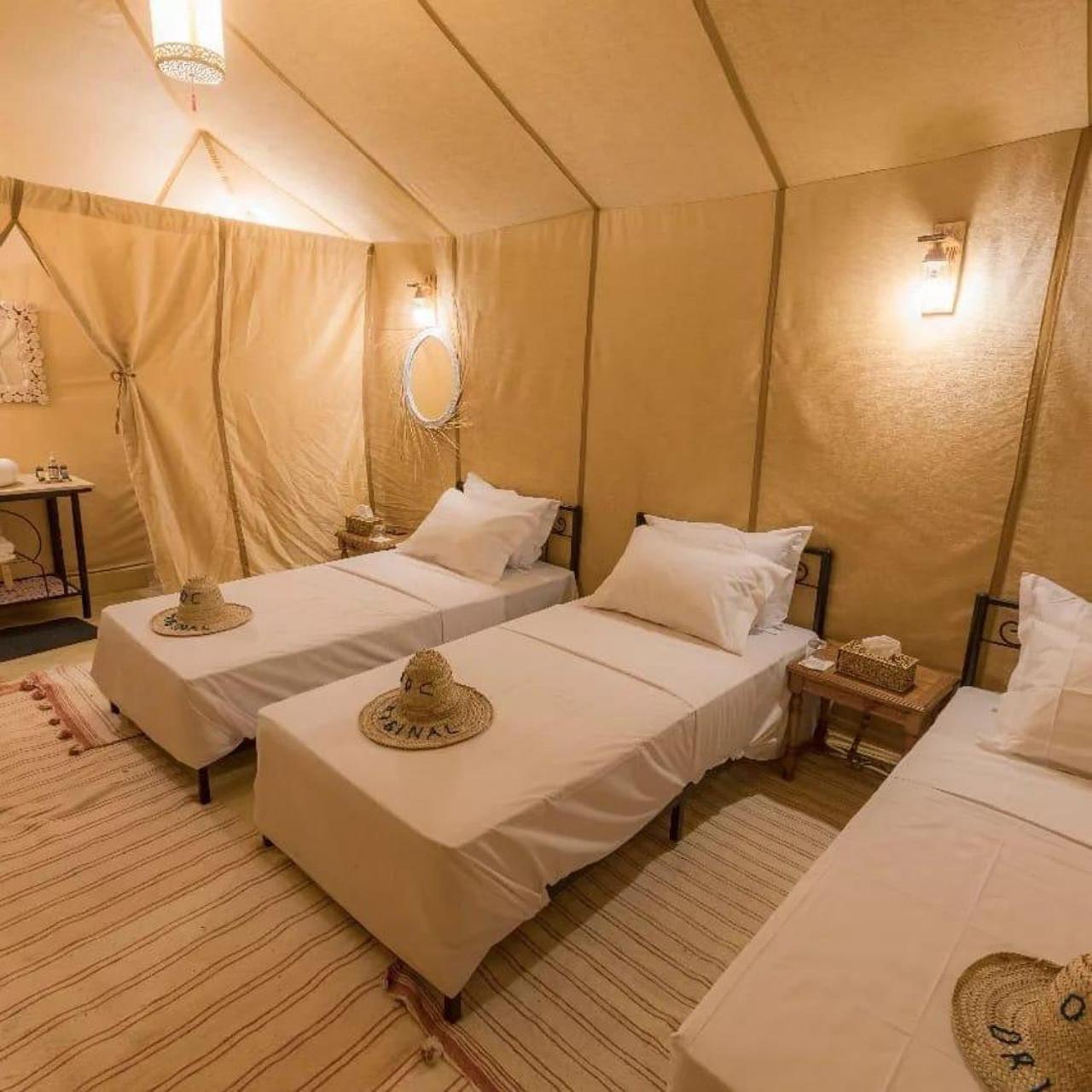Merzouga Berbers Luxury Camp ภายนอก รูปภาพ