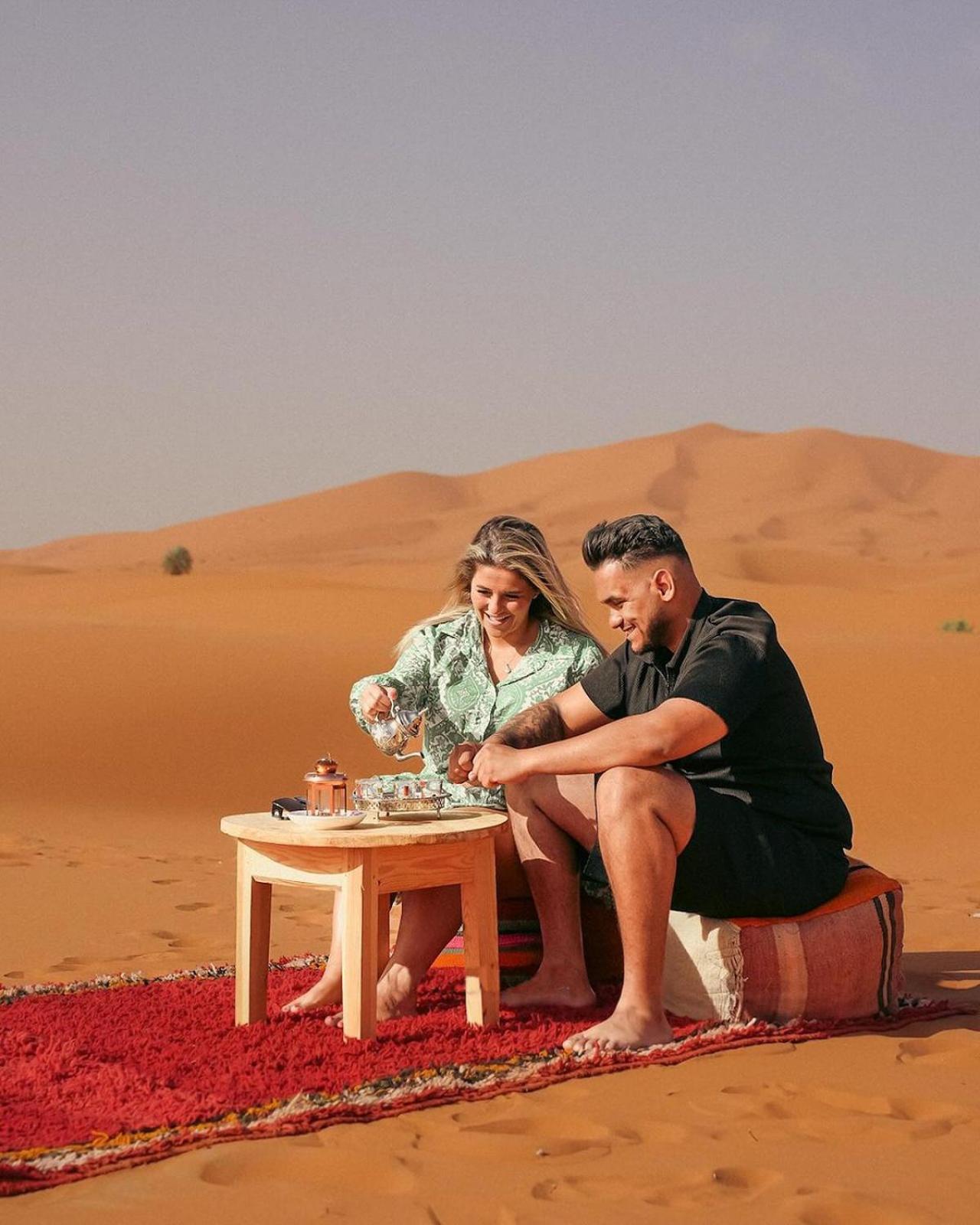Merzouga Berbers Luxury Camp ภายนอก รูปภาพ