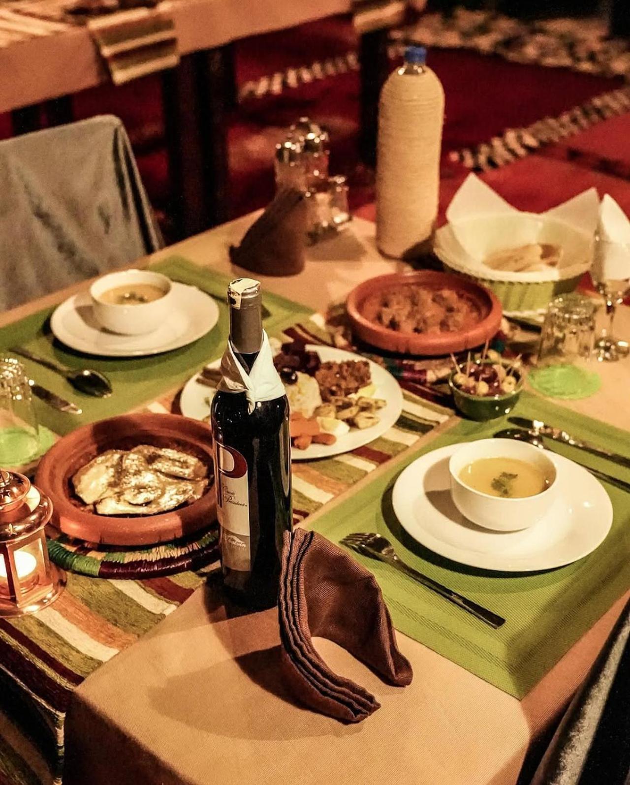 Merzouga Berbers Luxury Camp ภายนอก รูปภาพ